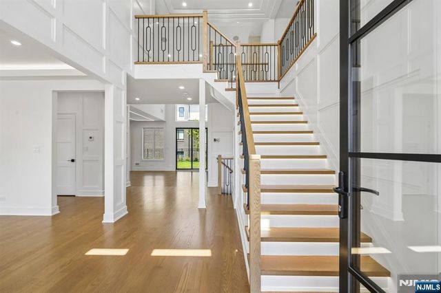 316 Bolz Street, Englewood Cliffs, NJ 07632