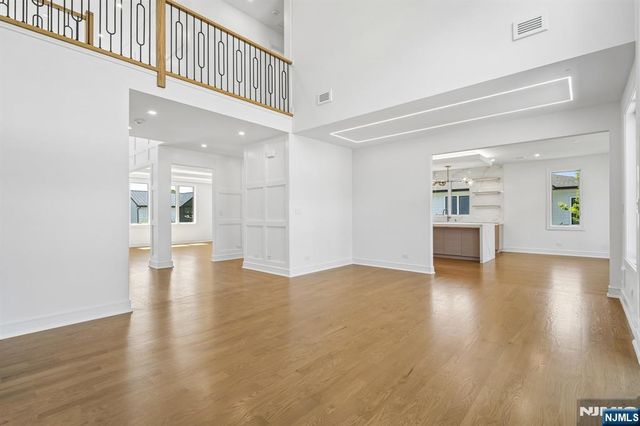 316 Bolz Street, Englewood Cliffs, NJ 07632