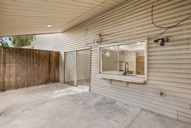 734 Sceptre Circle, Garland, TX 75043