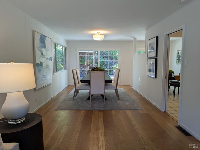 309 Oak Manor Dr, Fairfax, CA 94930