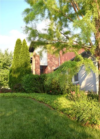 5 Brookfield Court, Springboro, OH 45066