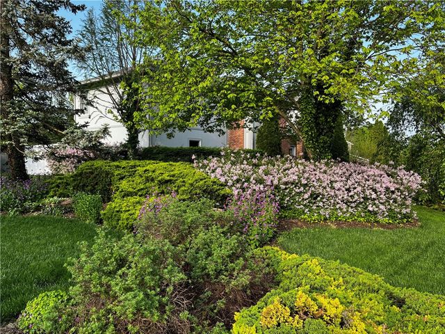 5 Brookfield Court, Springboro, OH 45066