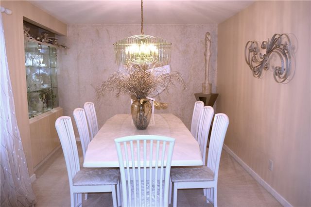 5 Brookfield Court, Springboro, OH 45066