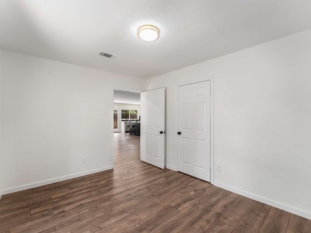 1824 Arundel Drive, Carrollton, TX 75007