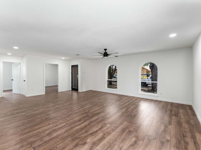 1824 Arundel Drive, Carrollton, TX 75007