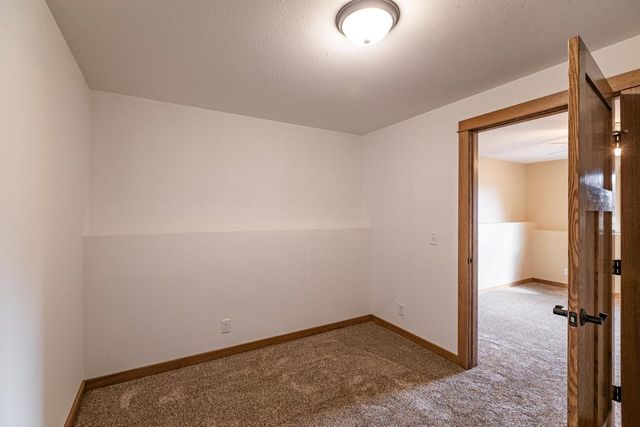 205 Pheasant RUN, Rollingstone, MN 55969