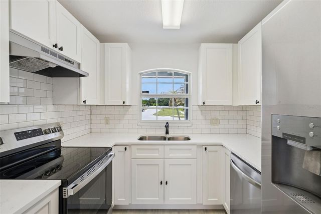 1189 AMANDA KAY CIRCLE, Sanford, FL 32771