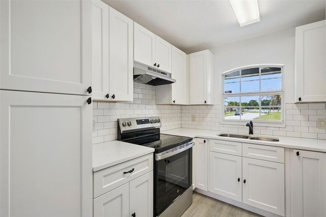 1189 AMANDA KAY CIRCLE, Sanford, FL 32771