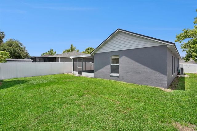1189 AMANDA KAY CIRCLE, Sanford, FL 32771