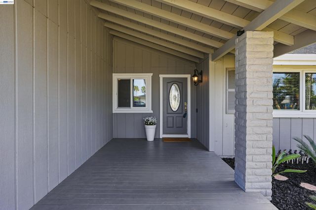 5502 Drakes Ct, Discovery Bay, CA 94505