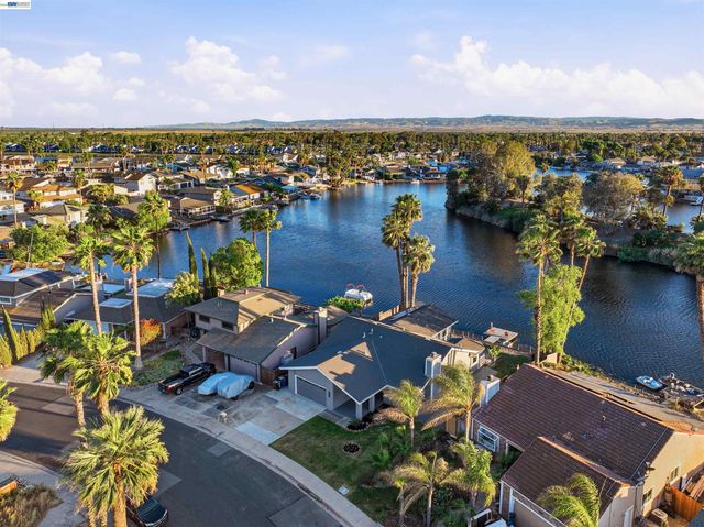 5502 Drakes Ct, Discovery Bay, CA 94505