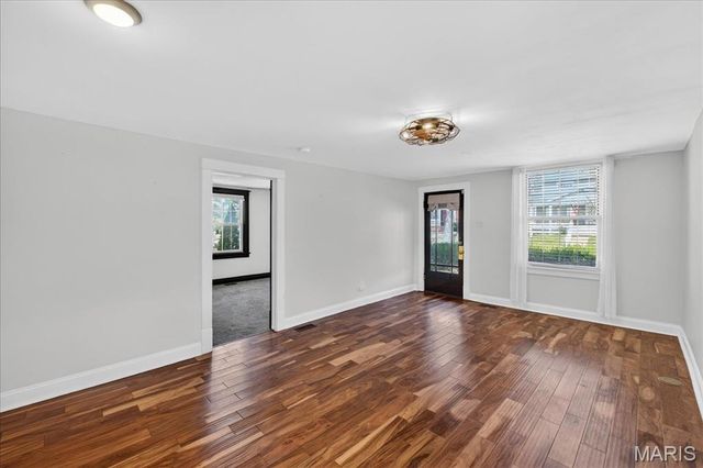 8616 Joseph Avenue, St Louis, MO 63144