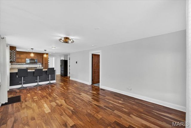 8616 Joseph Avenue, St Louis, MO 63144