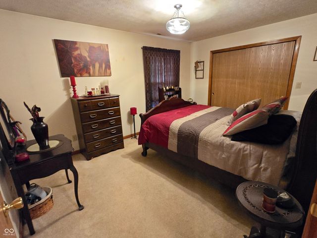 5444 Gateridge Lane, Indianapolis, IN 46237