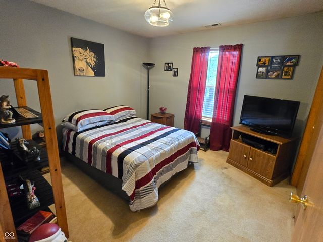 5444 Gateridge Lane, Indianapolis, IN 46237