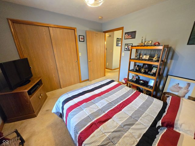 5444 Gateridge Lane, Indianapolis, IN 46237