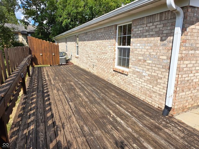 5444 Gateridge Lane, Indianapolis, IN 46237