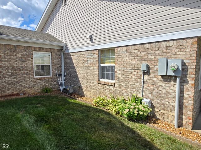 5444 Gateridge Lane, Indianapolis, IN 46237