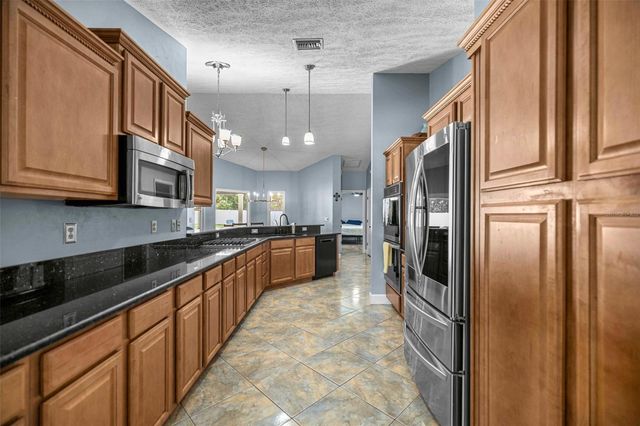 2611 SE 27 STREET, Ocala, FL 34471