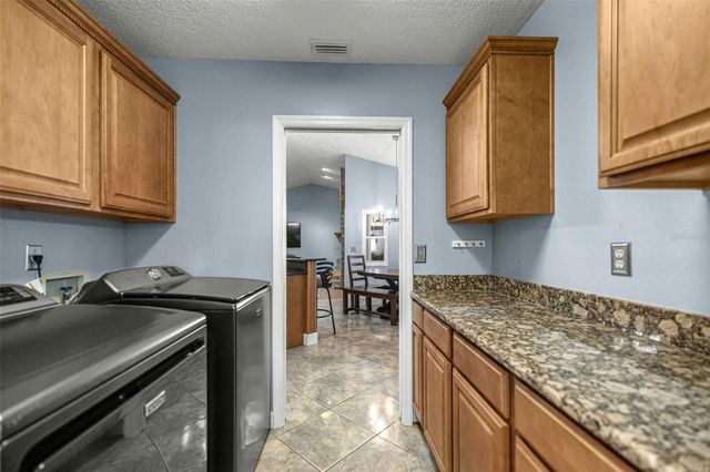2611 SE 27 STREET, Ocala, FL 34471