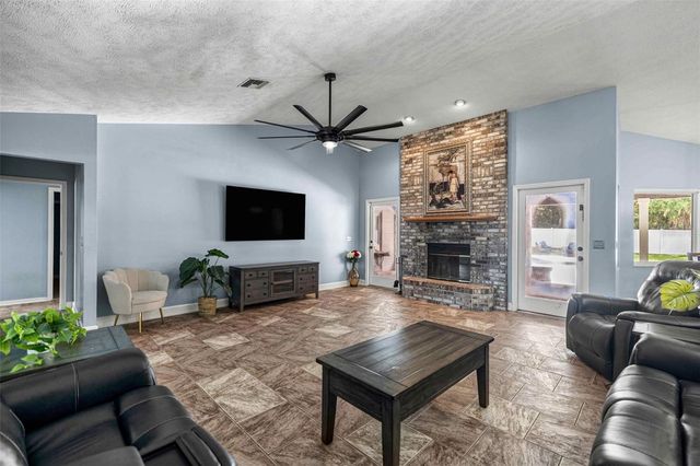 2611 SE 27 STREET, Ocala, FL 34471