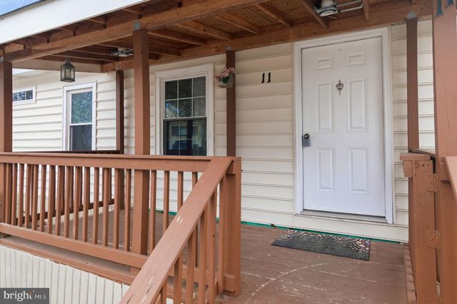 11 COURAGE LN, Stafford, VA 22554