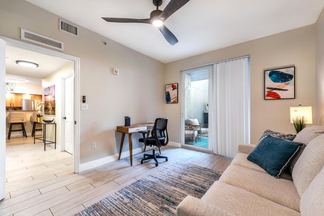 255 NE 3rd Avenue 2212, Delray Beach, FL 33444