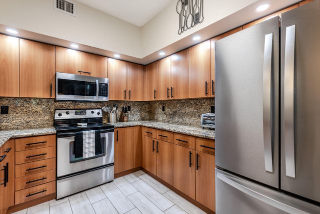 255 NE 3rd Avenue 2212, Delray Beach, FL 33444