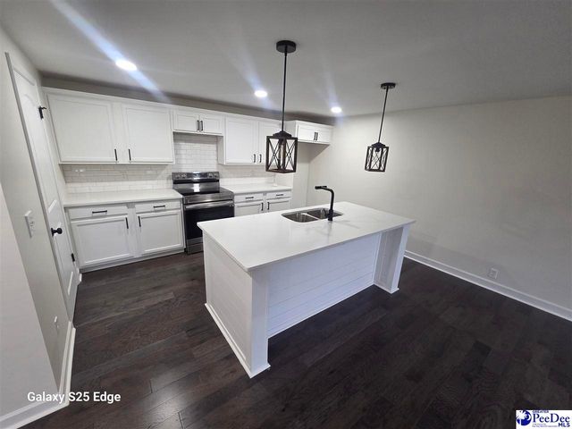 100 Wall Street, Marion, SC 29571