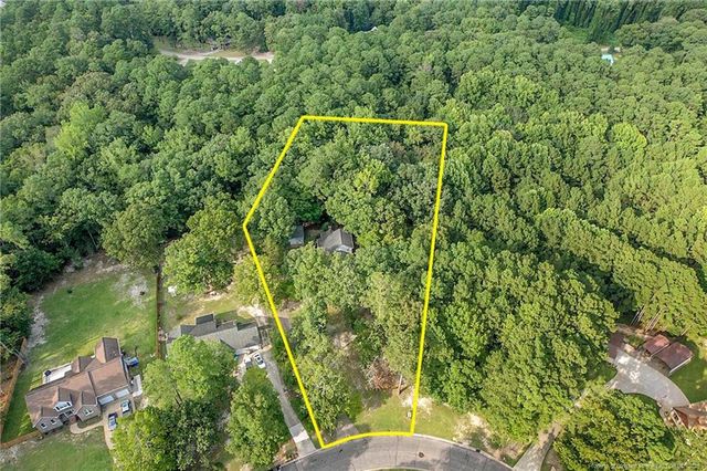 305 Oates Drive, Fayetteville, NC 28311