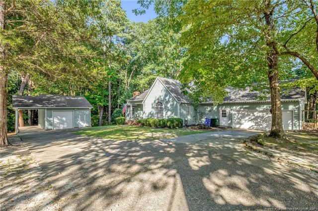 305 Oates Drive, Fayetteville, NC 28311