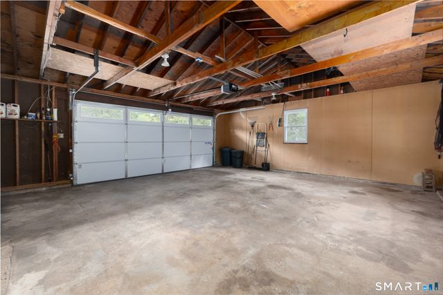 9 Howard Road, Durham, CT 06422