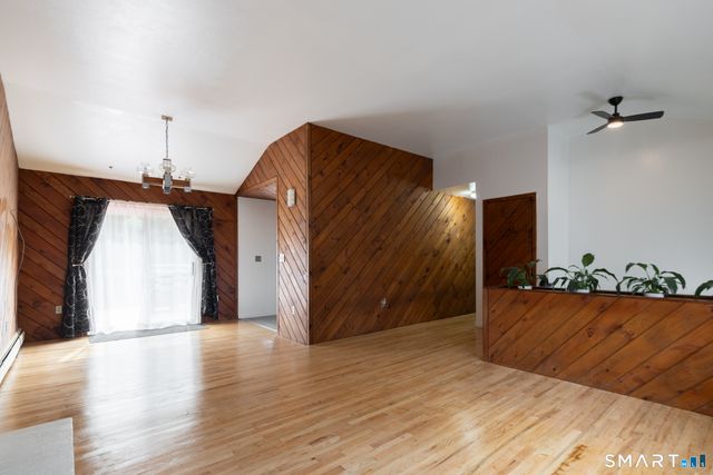 9 Howard Road, Durham, CT 06422