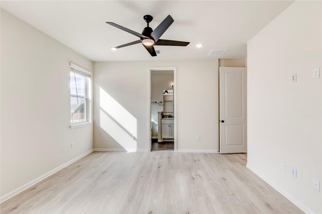 2008 Kit CIR, Austin, TX 78758