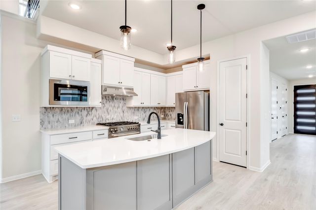 2008 Kit CIR, Austin, TX 78758