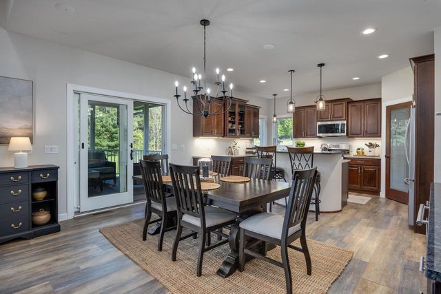 4664 Stonewood Drive, Middleton, WI 53562