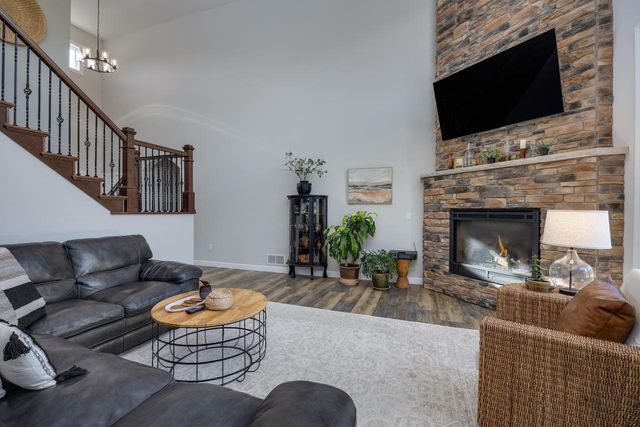 4664 Stonewood Drive, Middleton, WI 53562