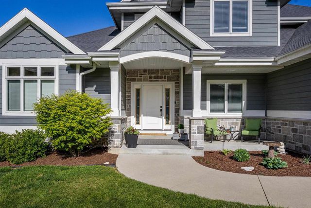 4664 Stonewood Drive, Middleton, WI 53562