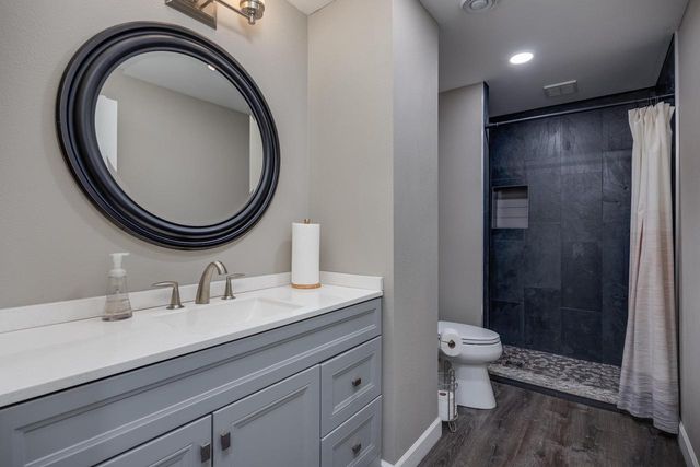 4664 Stonewood Drive, Middleton, WI 53562