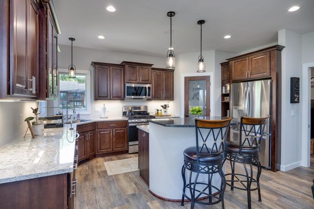 4664 Stonewood Drive, Middleton, WI 53562
