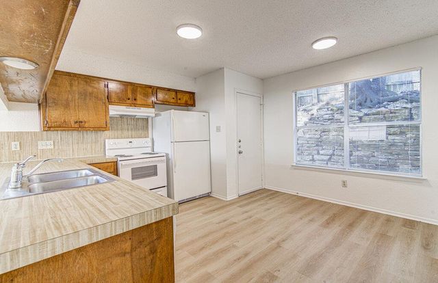 8104 DUNN ST A, Austin, TX 78745
