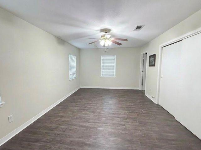 503 Honeysuckle Drive, La Marque, TX 77568