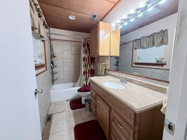 503 Honeysuckle Drive, La Marque, TX 77568