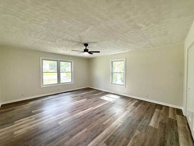 202 Pearl St, Dothan, AL 36301