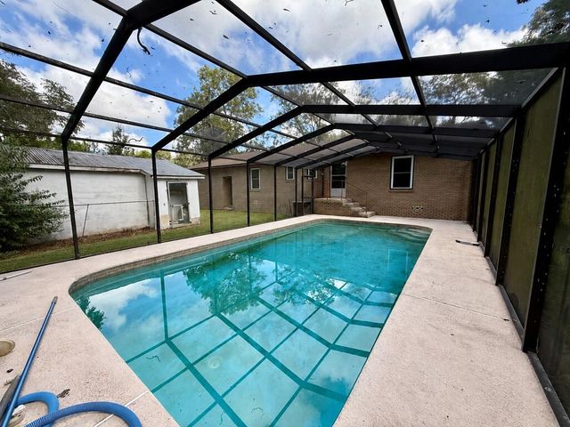 202 Pearl St, Dothan, AL 36301