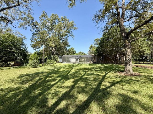 202 Pearl St, Dothan, AL 36301