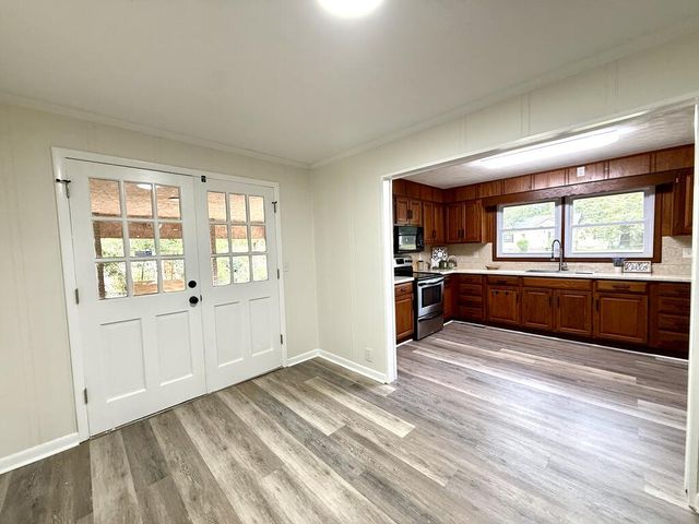 202 Pearl St, Dothan, AL 36301