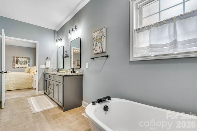 1181 Kensington Circle, Newton, NC 28658