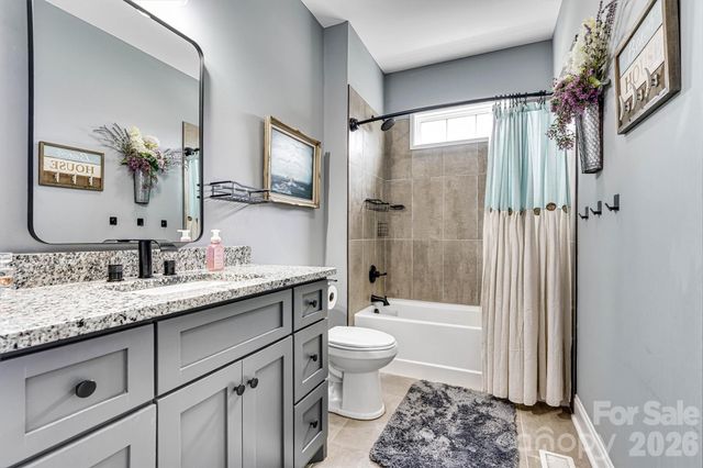 1181 Kensington Circle, Newton, NC 28658