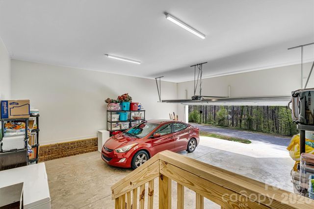 1181 Kensington Circle, Newton, NC 28658